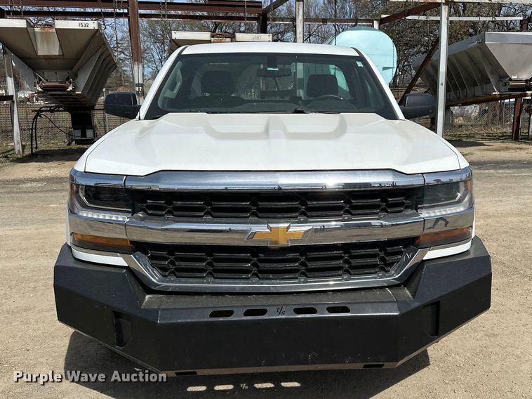 image for item DV0860 2018 Chevrolet Silverado 1500 pickup truck