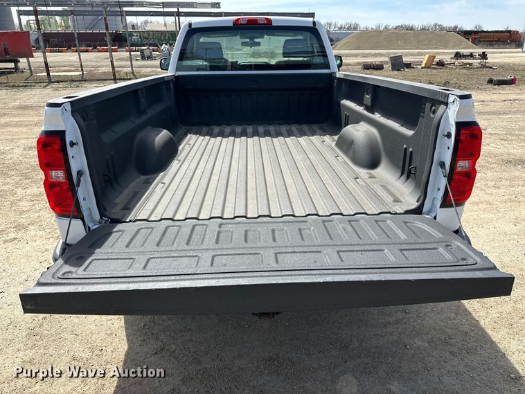 image for item DV0860 2018 Chevrolet Silverado 1500 pickup truck