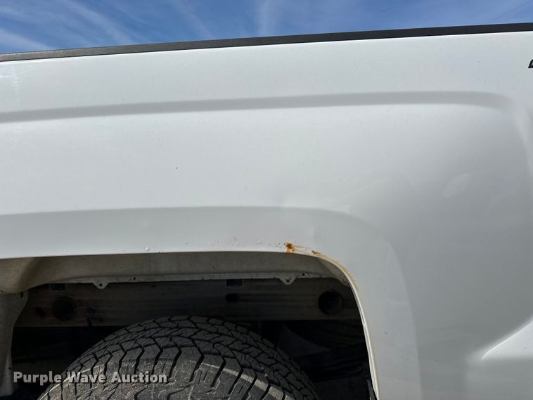 image for item DV0860 2018 Chevrolet Silverado 1500 pickup truck