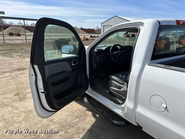 image for item DV0860 2018 Chevrolet Silverado 1500 pickup truck