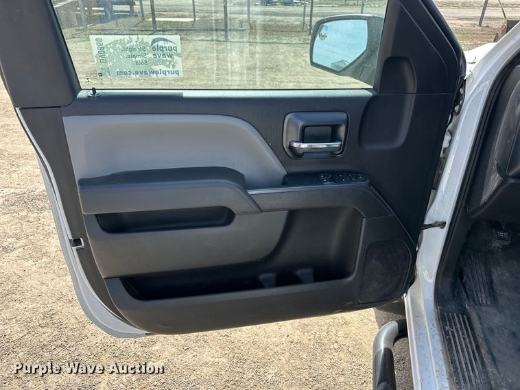 image for item DV0860 2018 Chevrolet Silverado 1500 pickup truck