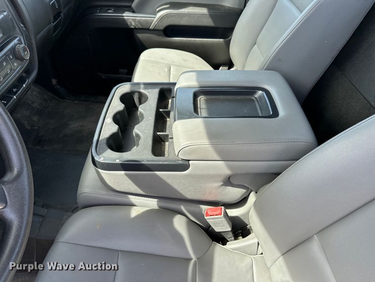 image for item DV0860 2018 Chevrolet Silverado 1500 pickup truck