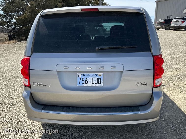 image for item DV0863 2016 Dodge Grand Caravan van