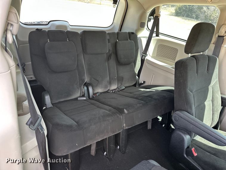 image for item DV0863 2016 Dodge Grand Caravan van