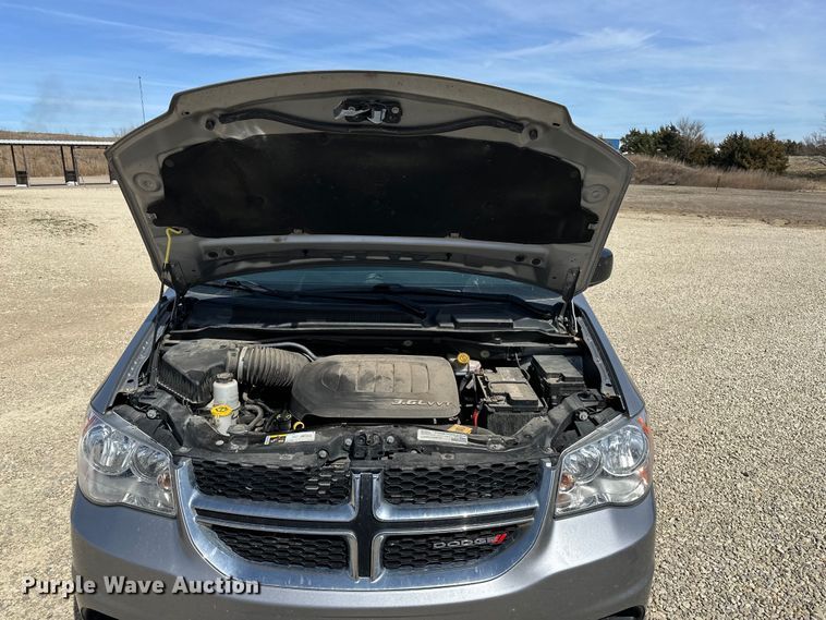 image for item DV0863 2016 Dodge Grand Caravan van