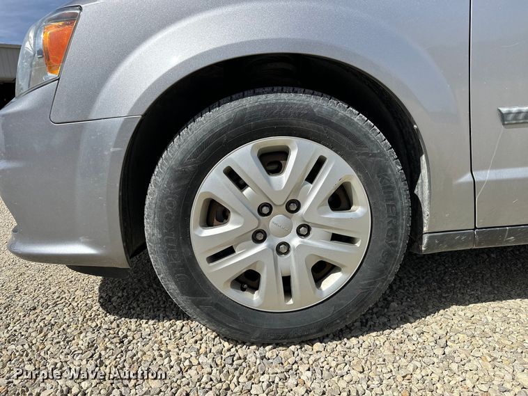 image for item DV0863 2016 Dodge Grand Caravan van