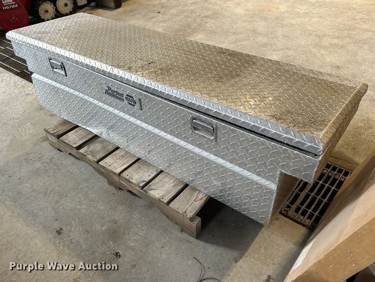 image for item DV0864 Automotive parts