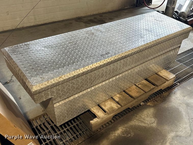 image for item DV0864 Automotive parts