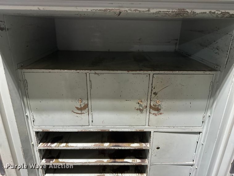 image for item DV0869 Mosler  safe