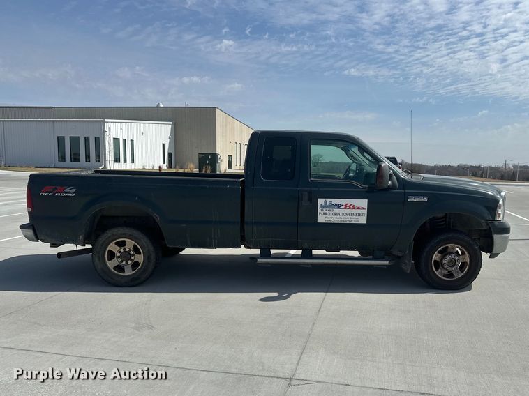 image for item DV0870 2007 Ford F250 Super Duty Ext. Cab pickup truck