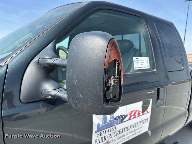 image for item DV0870 2007 Ford F250 Super Duty Ext. Cab pickup truck