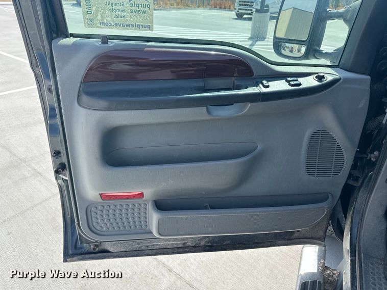 image for item DV0870 2007 Ford F250 Super Duty Ext. Cab pickup truck