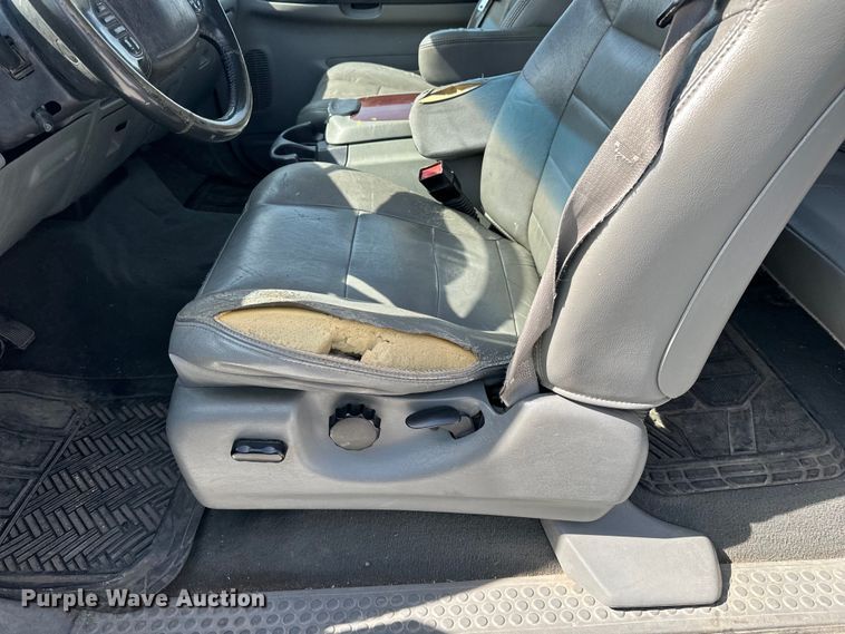 image for item DV0870 2007 Ford F250 Super Duty Ext. Cab pickup truck