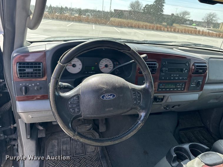 image for item DV0870 2007 Ford F250 Super Duty Ext. Cab pickup truck