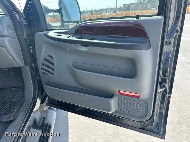 image for item DV0870 2007 Ford F250 Super Duty Ext. Cab pickup truck