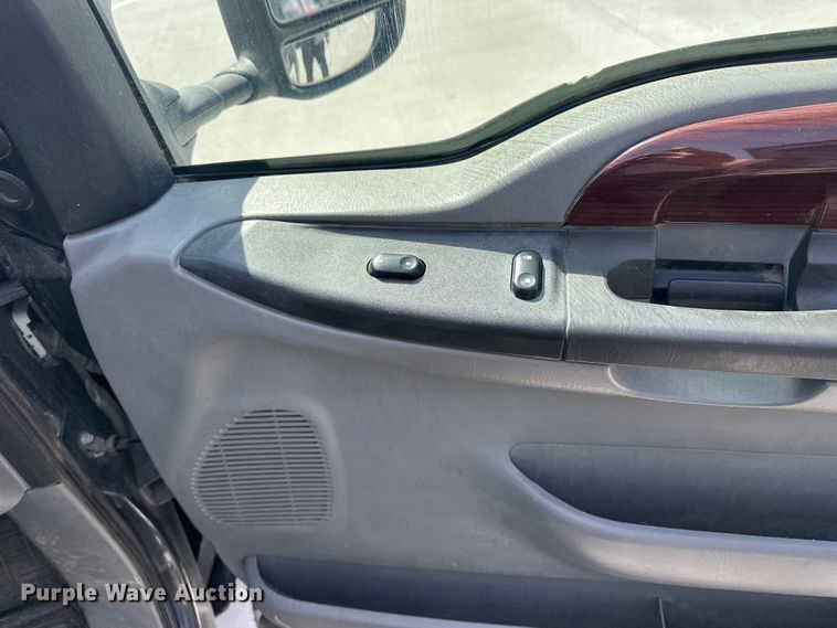 image for item DV0870 2007 Ford F250 Super Duty Ext. Cab pickup truck