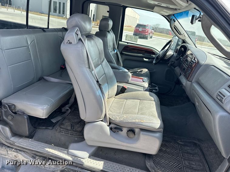 image for item DV0870 2007 Ford F250 Super Duty Ext. Cab pickup truck