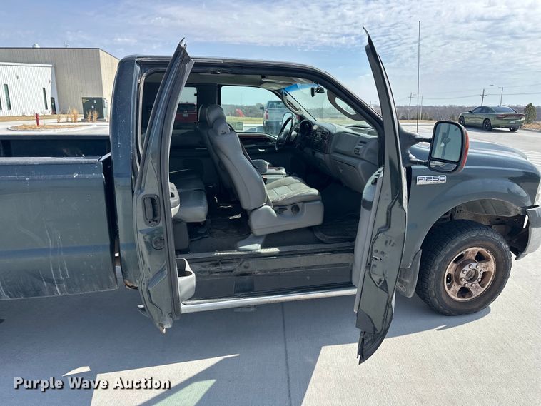 image for item DV0870 2007 Ford F250 Super Duty Ext. Cab pickup truck