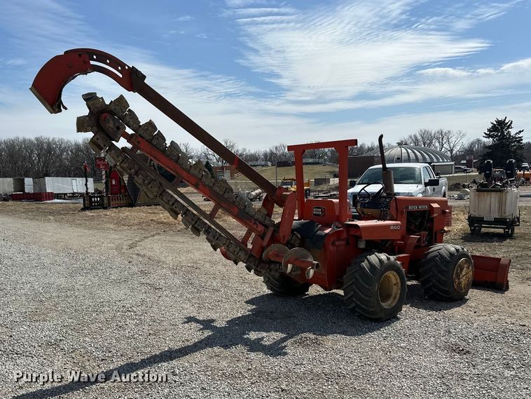 image for item DV0871 1978 Ditch Witch R40 trencher