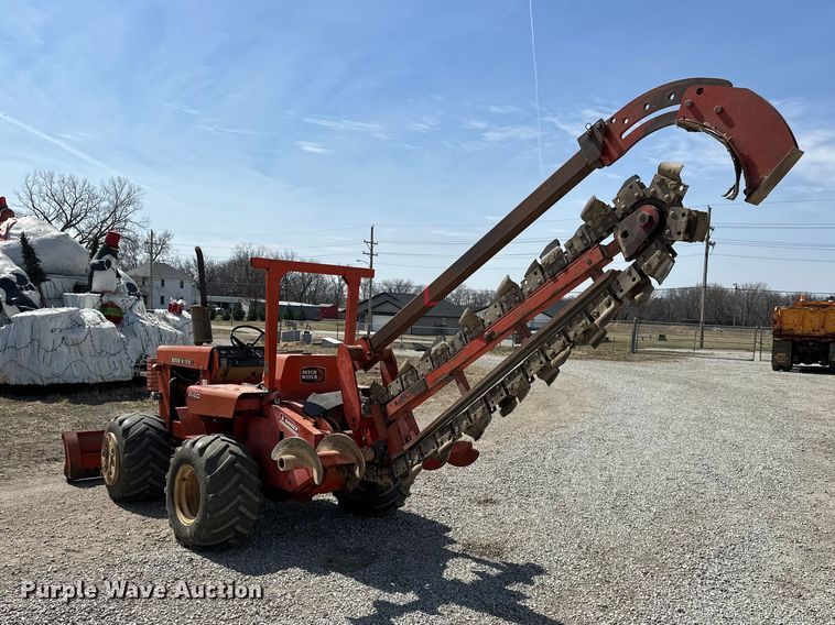 image for item DV0871 1978 Ditch Witch R40 trencher