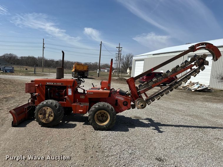 image for item DV0871 1978 Ditch Witch R40 trencher