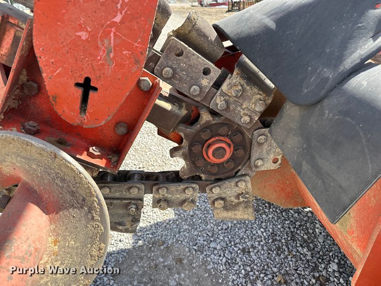 image for item DV0871 1978 Ditch Witch R40 trencher