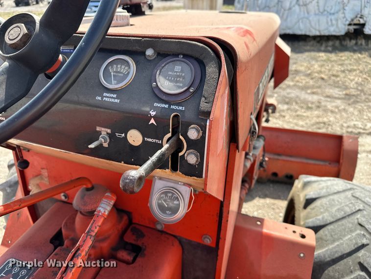 image for item DV0871 1978 Ditch Witch R40 trencher