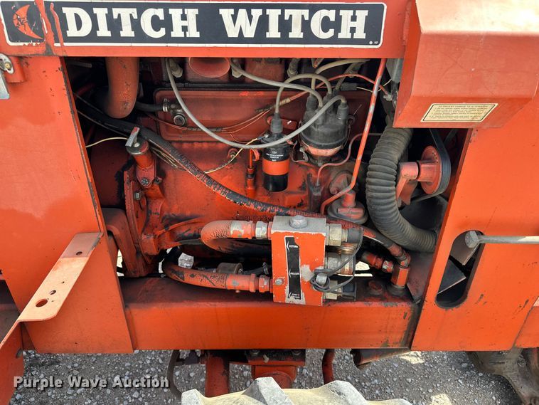 image for item DV0871 1978 Ditch Witch R40 trencher
