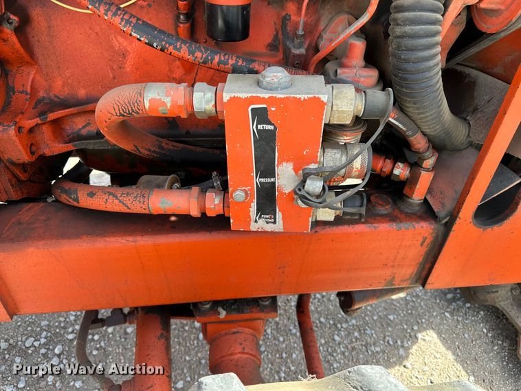 image for item DV0871 1978 Ditch Witch R40 trencher