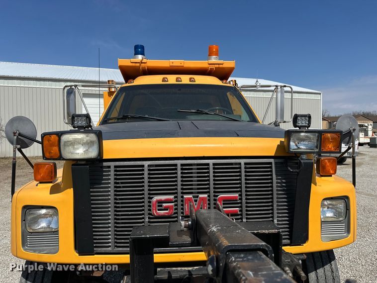 image for item DV0872 2000 GMC C8500 dump truck