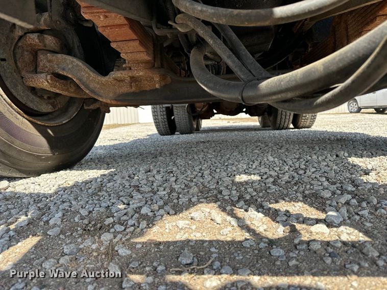 image for item DV0872 2000 GMC C8500 dump truck