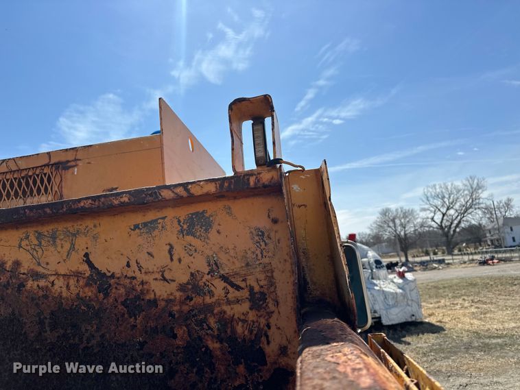 image for item DV0872 2000 GMC C8500 dump truck