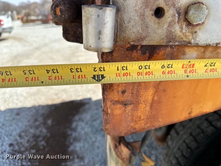 image for item DV0872 2000 GMC C8500 dump truck