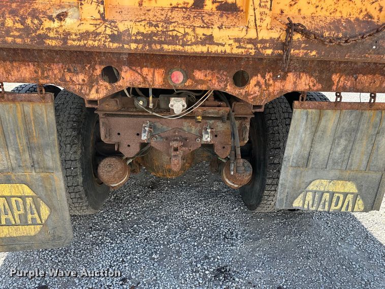 image for item DV0872 2000 GMC C8500 dump truck