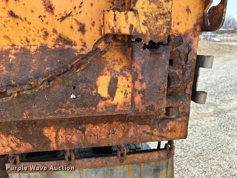 image for item DV0872 2000 GMC C8500 dump truck