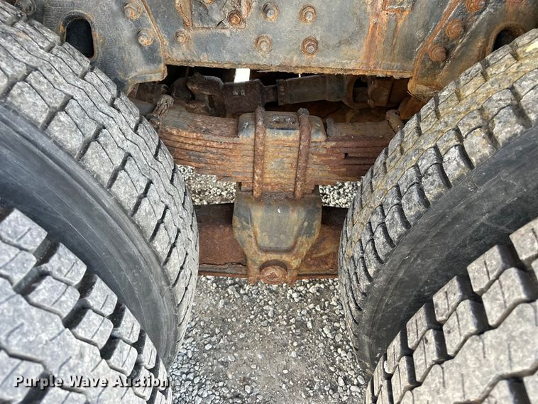 image for item DV0872 2000 GMC C8500 dump truck