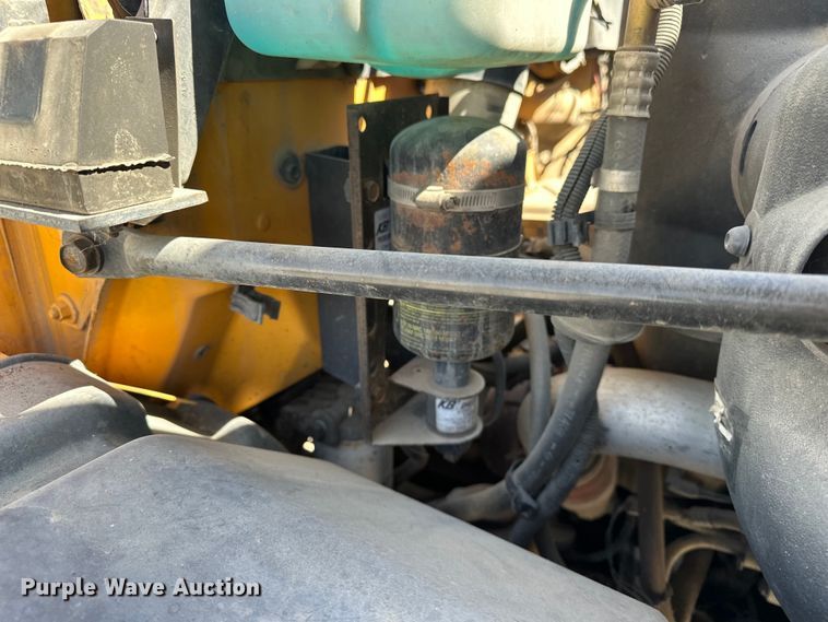 image for item DV0872 2000 GMC C8500 dump truck