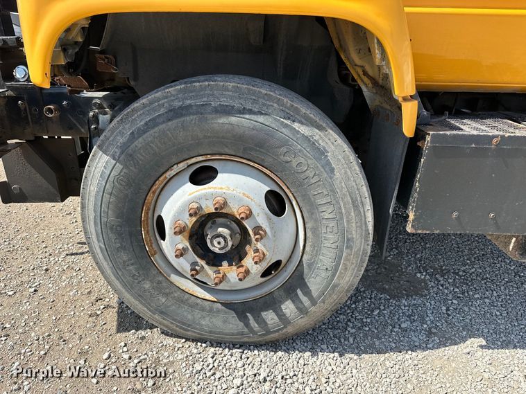 image for item DV0872 2000 GMC C8500 dump truck