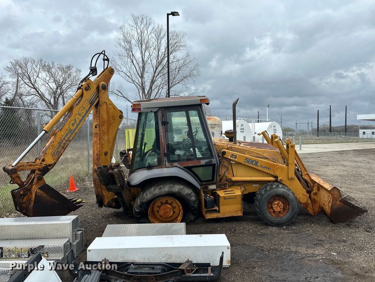 image for item DV0893 1998 Case 580L Series 2 backhoe