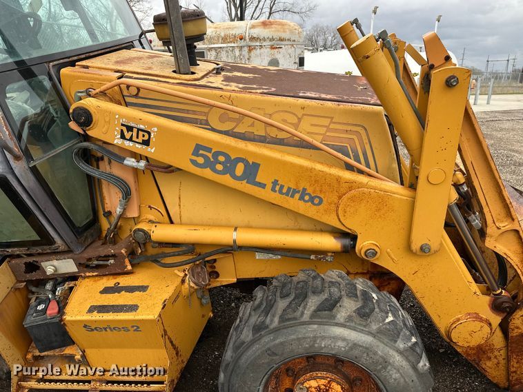image for item DV0893 1998 Case 580L Series 2 backhoe