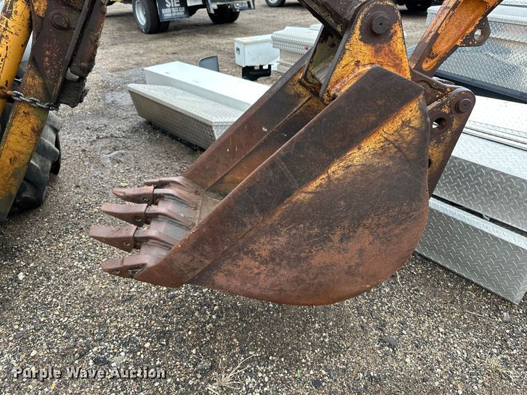 image for item DV0893 1998 Case 580L Series 2 backhoe