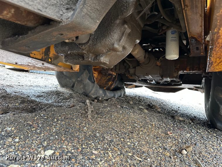 image for item DV0893 1998 Case 580L Series 2 backhoe