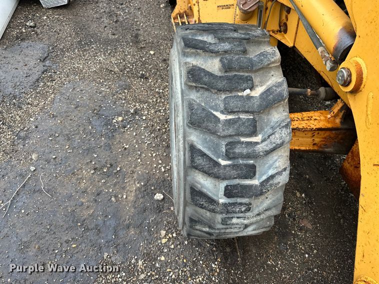 image for item DV0893 1998 Case 580L Series 2 backhoe