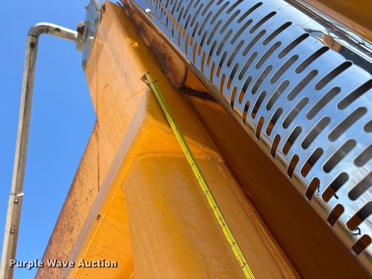 image for item DY0406 2014 Western Star 4700 SB dump truck