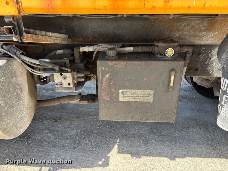 image for item DY0406 2014 Western Star 4700 SB dump truck