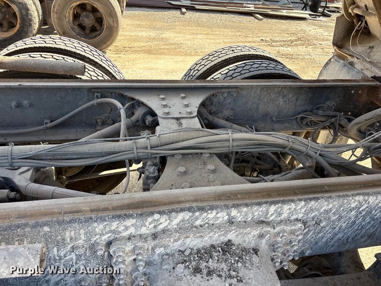 image for item DY0406 2014 Western Star 4700 SB dump truck