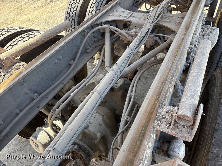 image for item DY0406 2014 Western Star 4700 SB dump truck