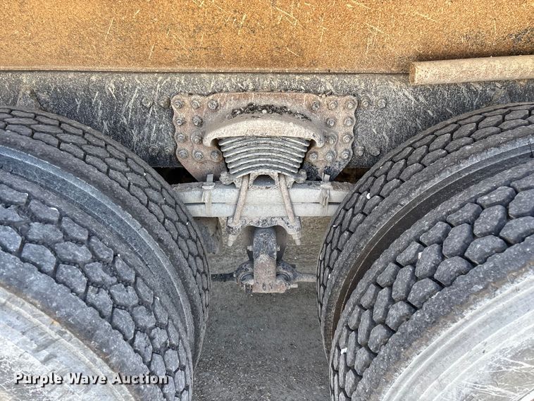 image for item DY0406 2014 Western Star 4700 SB dump truck