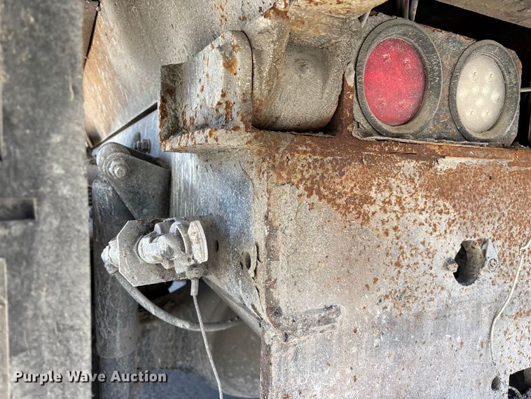 image for item DY0406 2014 Western Star 4700 SB dump truck