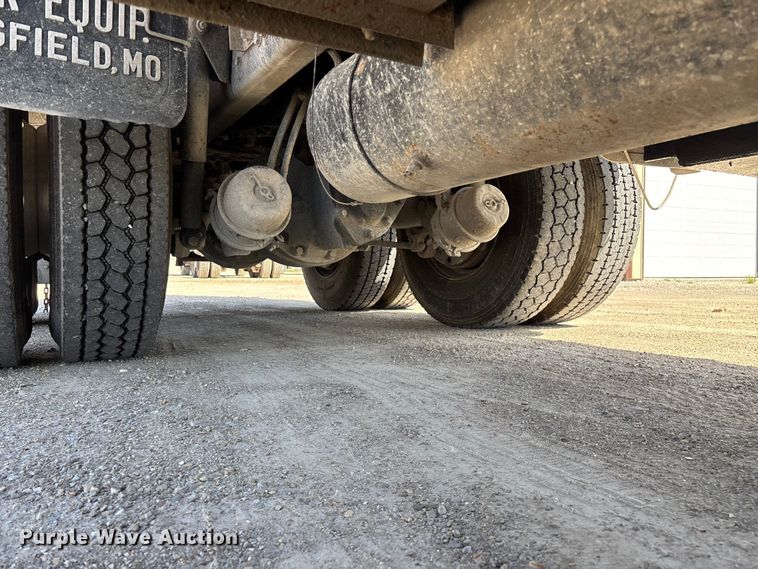 image for item DY0406 2014 Western Star 4700 SB dump truck